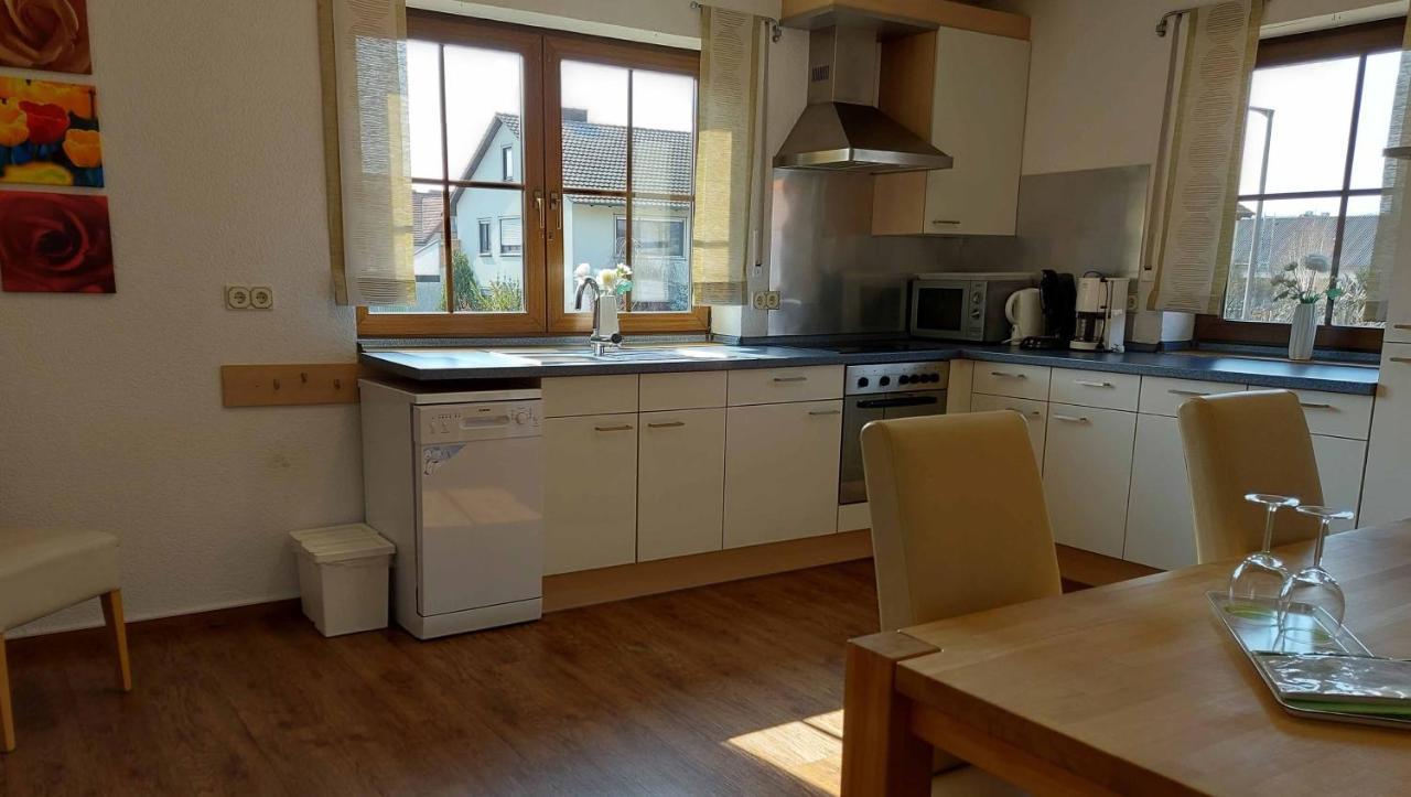 Gaestehof - Weinbau Saeger Nordheim am Main ภายนอก รูปภาพ